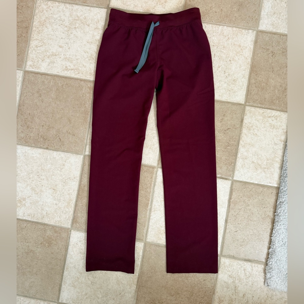 Figs Women Livingston burgundy XS/T